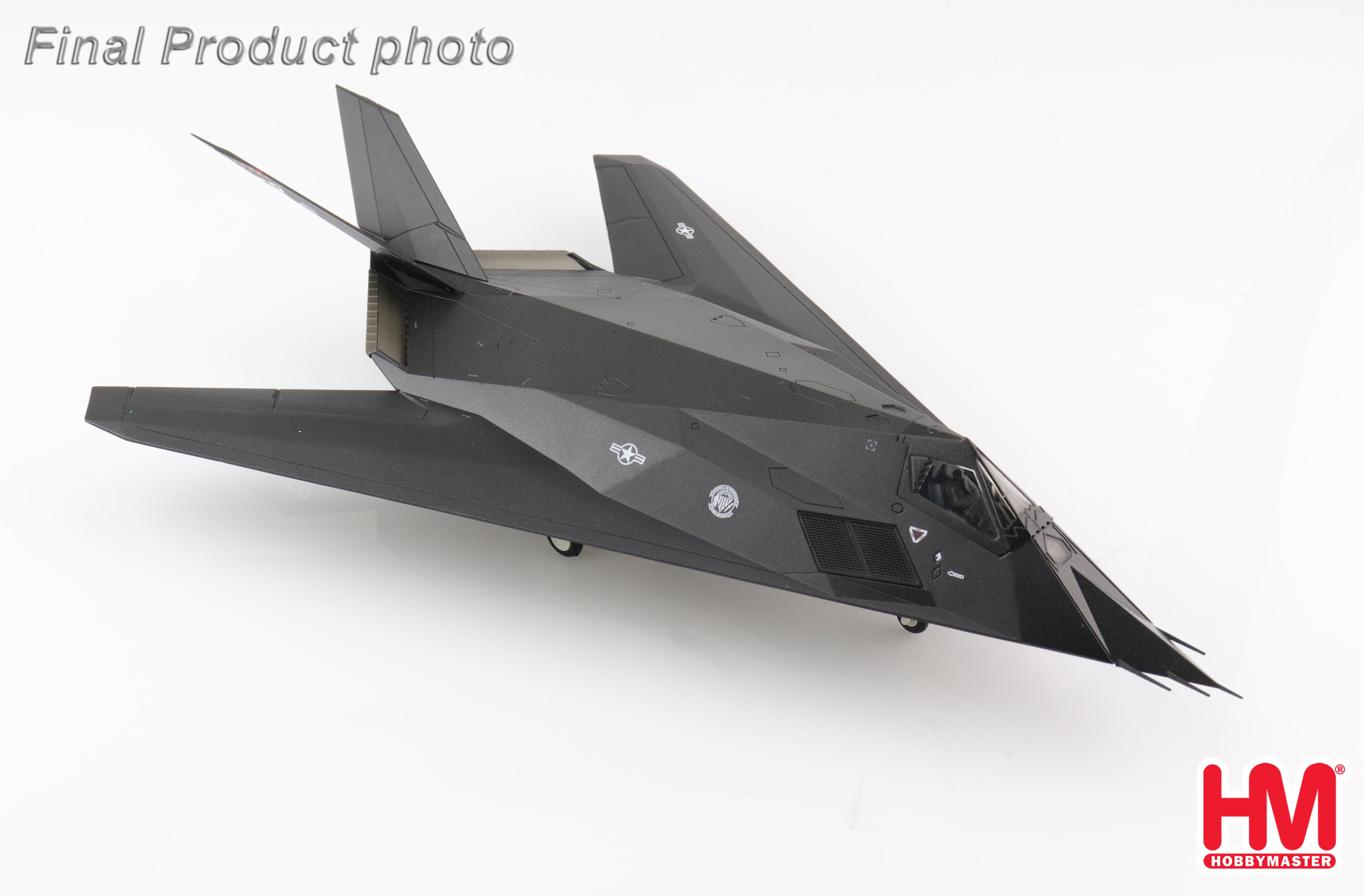 【未使用品】HOBBYMASTER F-117 NIGHTHAWK HA5811 F-117A 